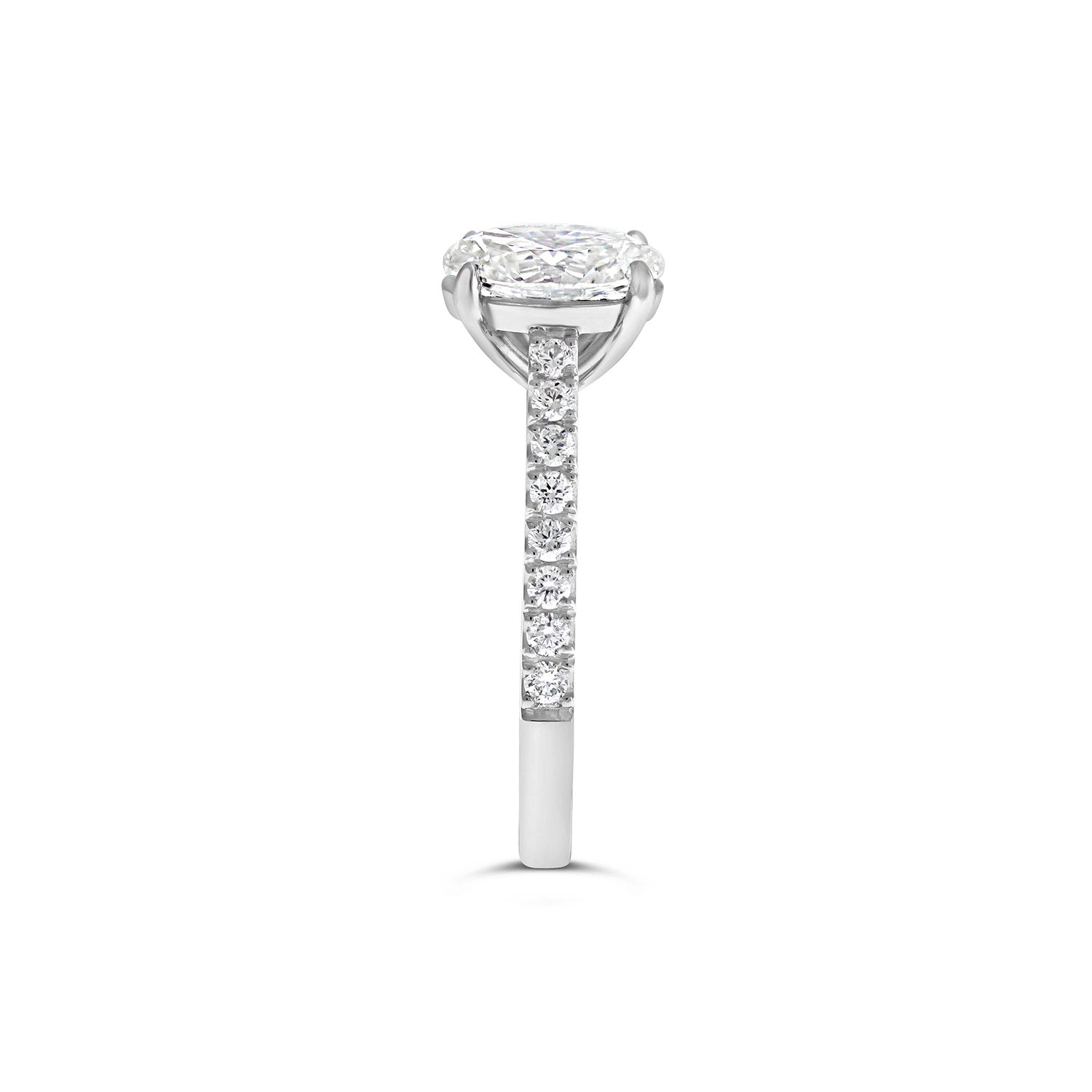 EVERLASTING OVAL CUT DIAMOND ENGAGEMEN TRING with diamond band