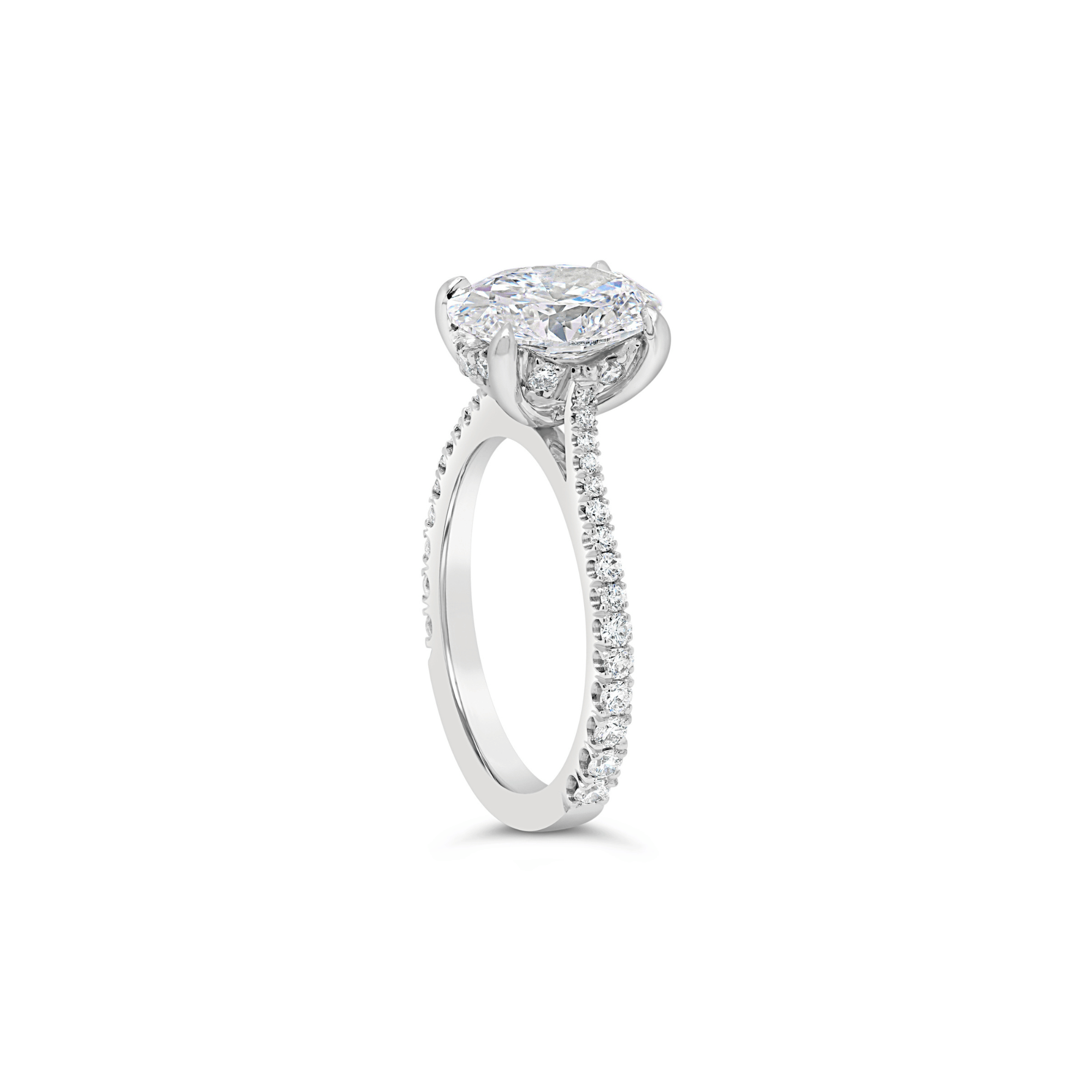 Everlasting Oval Cut Diamond with Tapered Band Engagement Ring