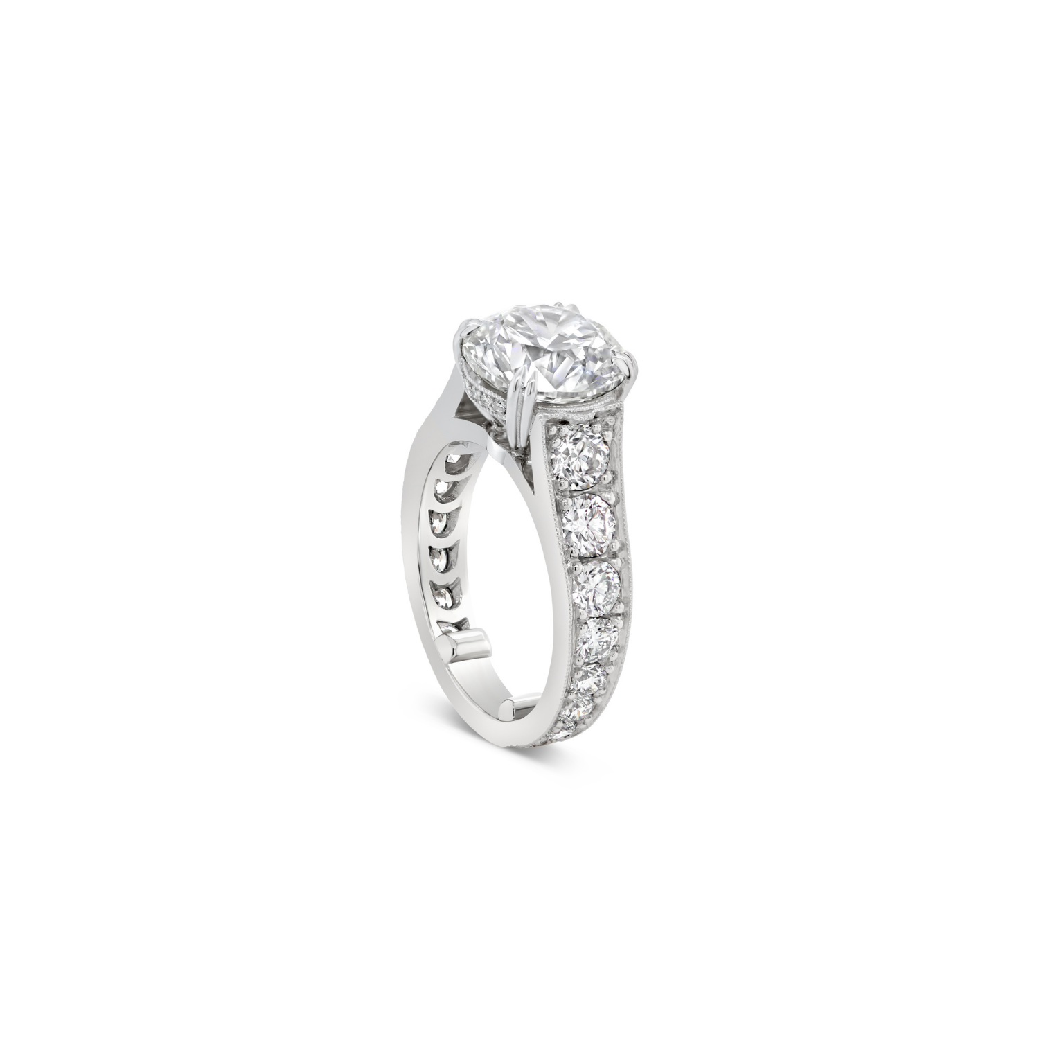 Round Brilliant Cut Diamond & Tapered Band Engagement Ring white gold