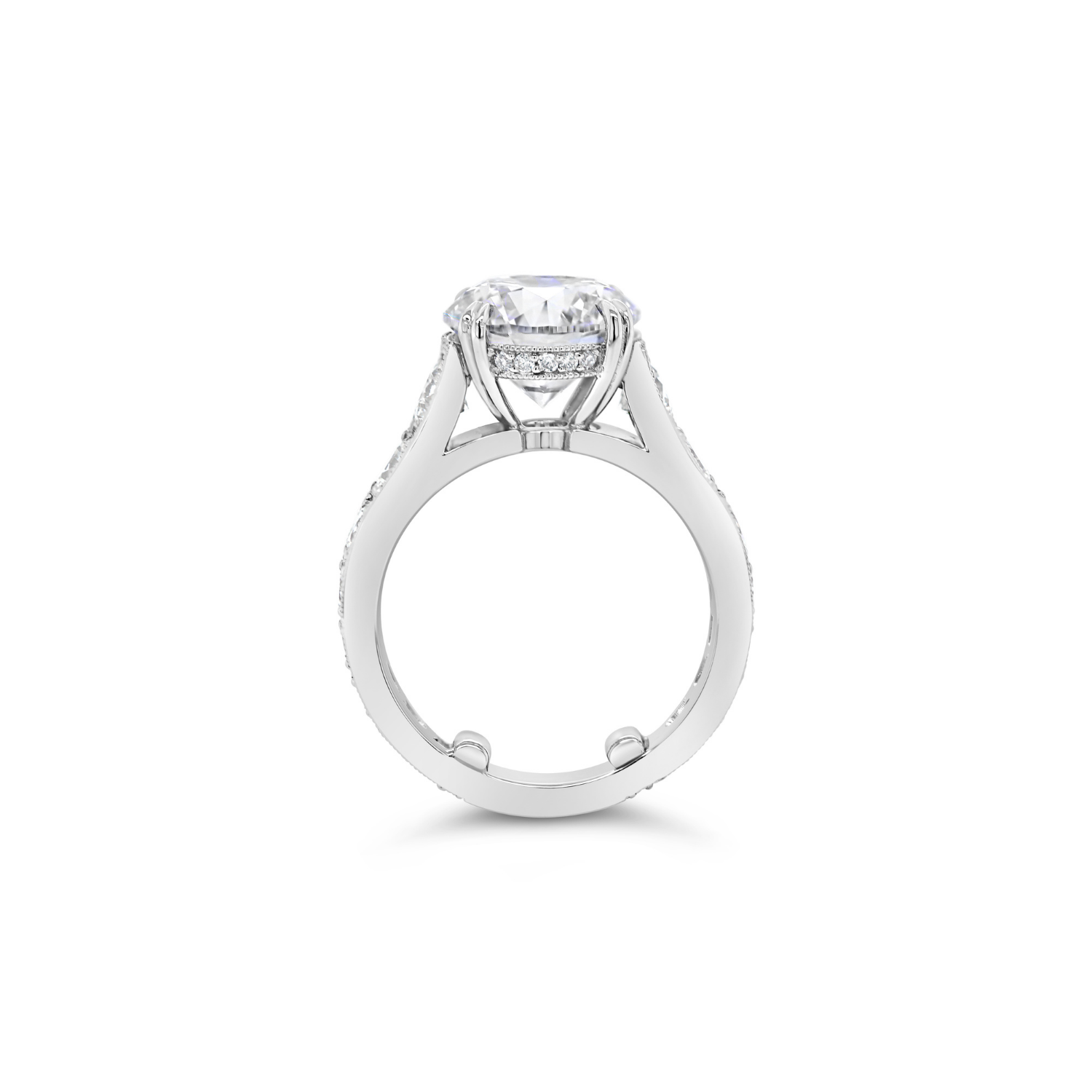 Round Brilliant Cut Diamond & Tapered Band Engagement Ring white gold