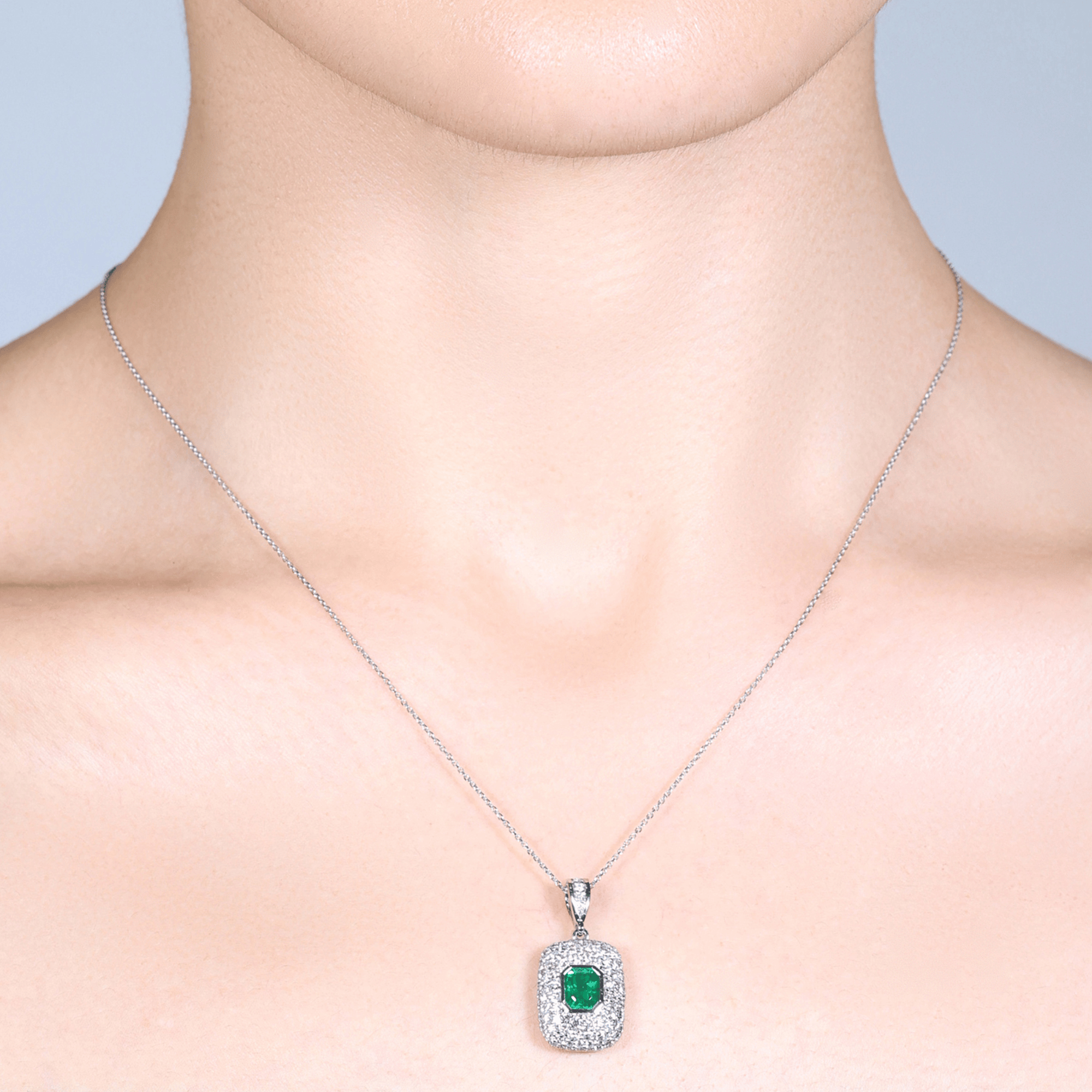 G3718_Intense Green Emerald & Diamond Pendant