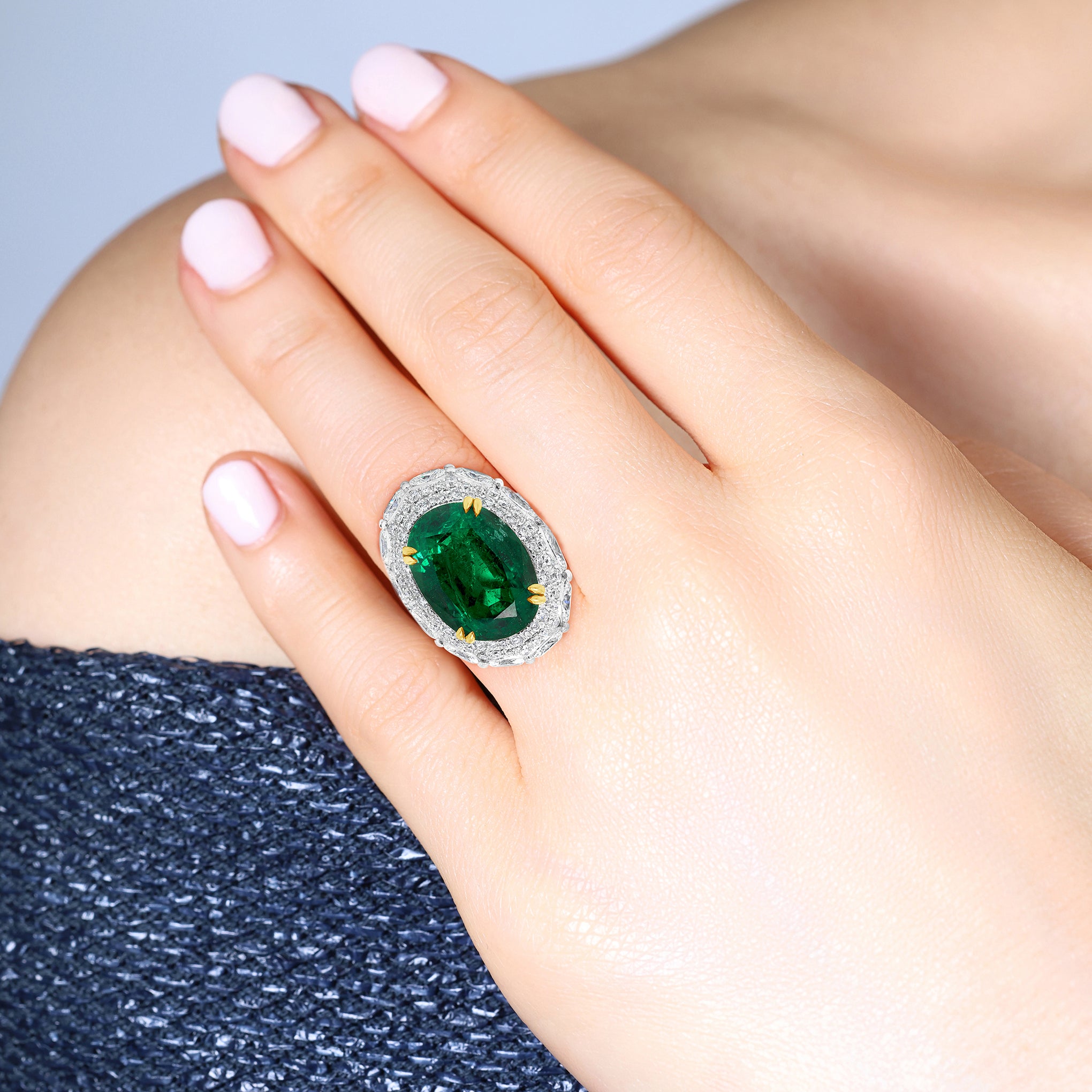 Zambian Emerald & Mixed-Cut Diamond Ring