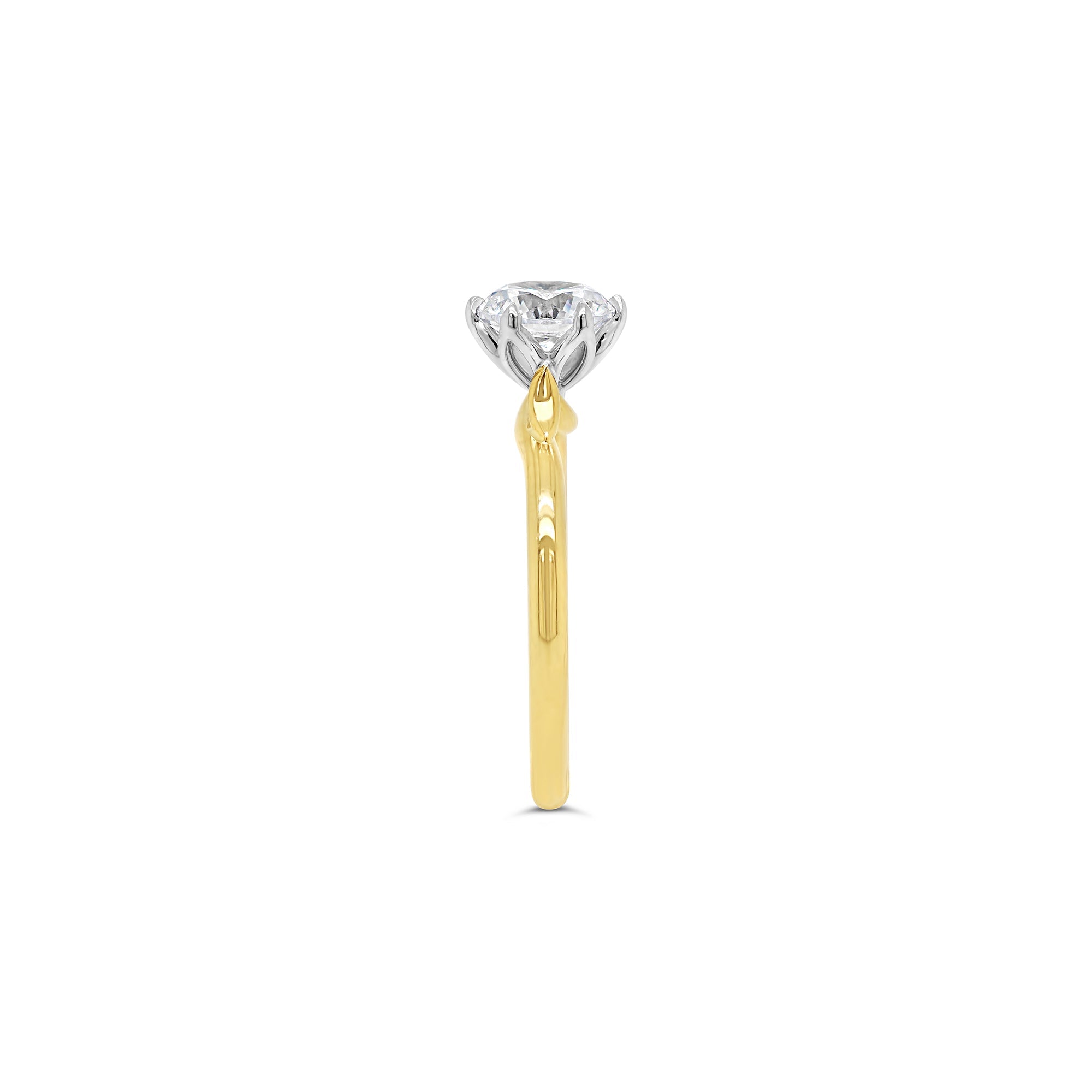 Round Brilliant Cut Diamond Solitaire Engagement Ring Yellow Gold