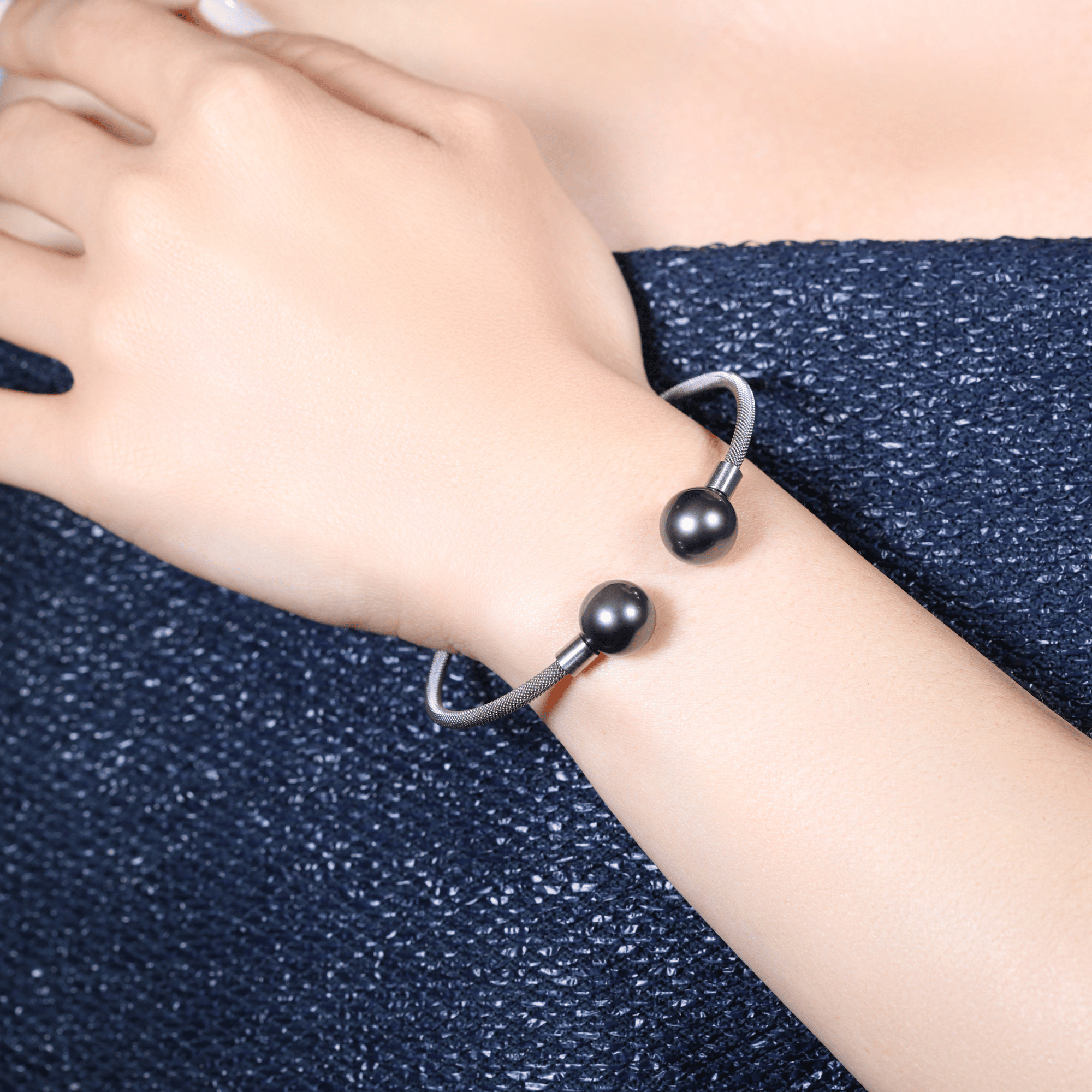 I6807_Pearl Cuff Bracelet with Tahitian Pearls