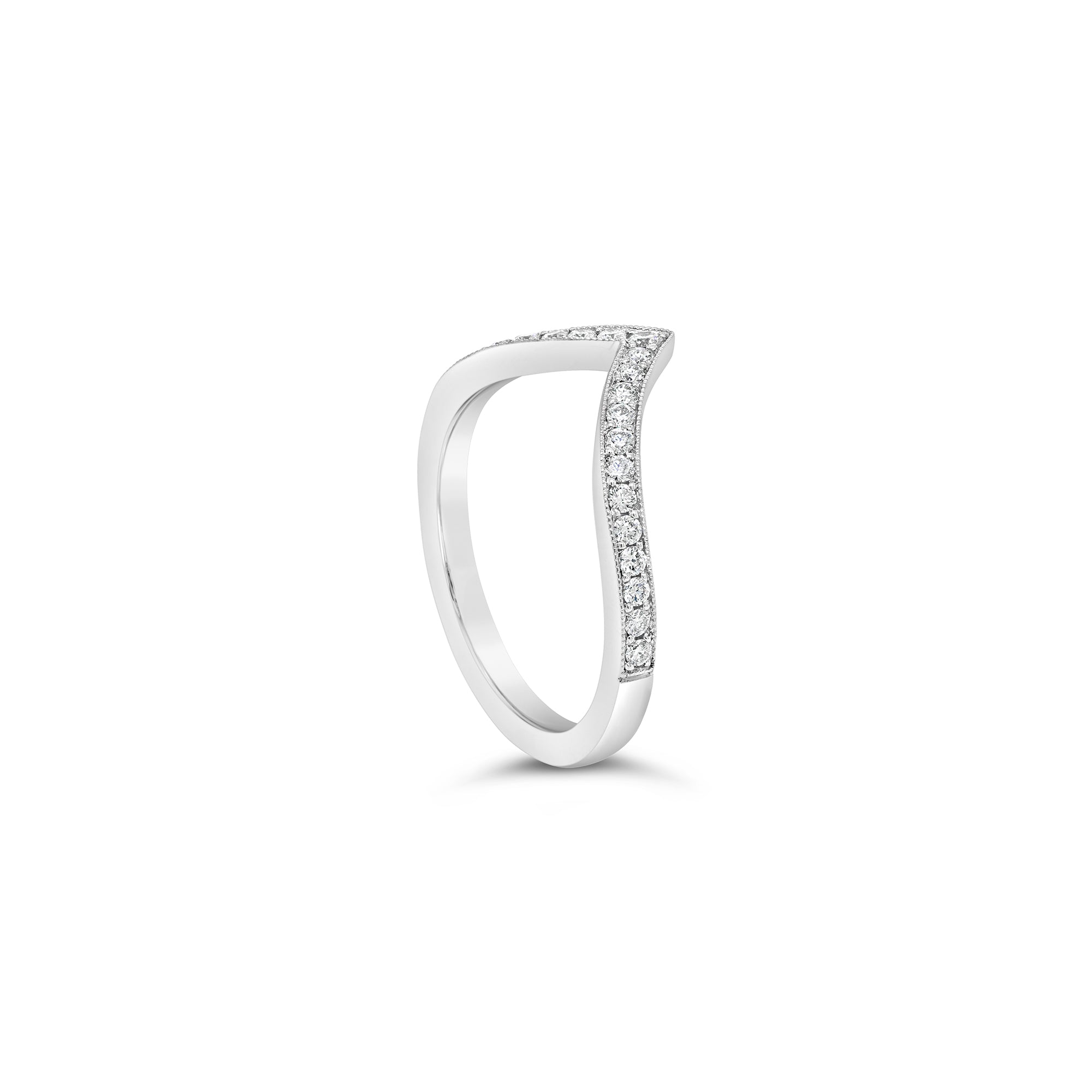 Diamond V-shaped wedding ring