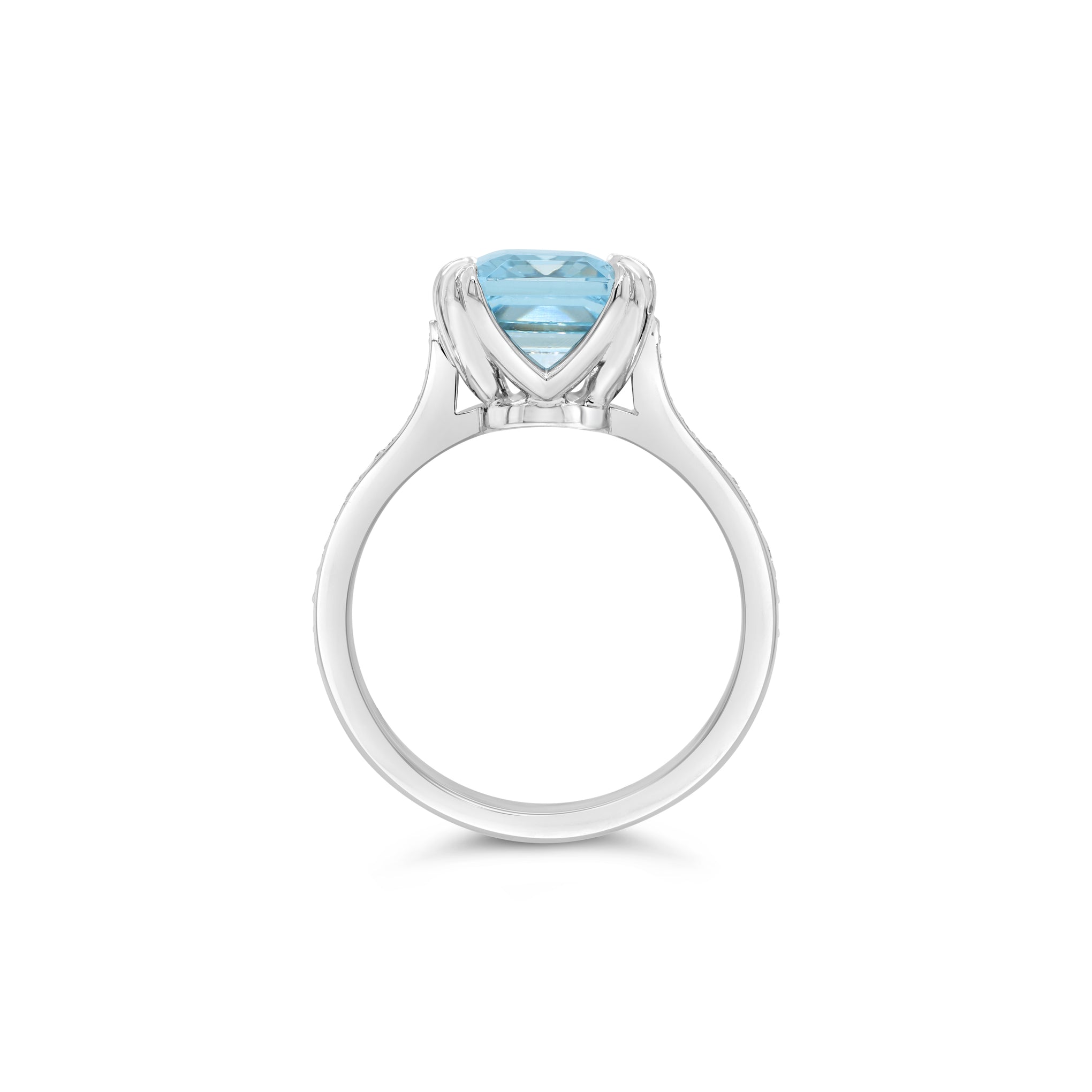 Aquamarine and Diamond Dress Ring Manhattan Collection
