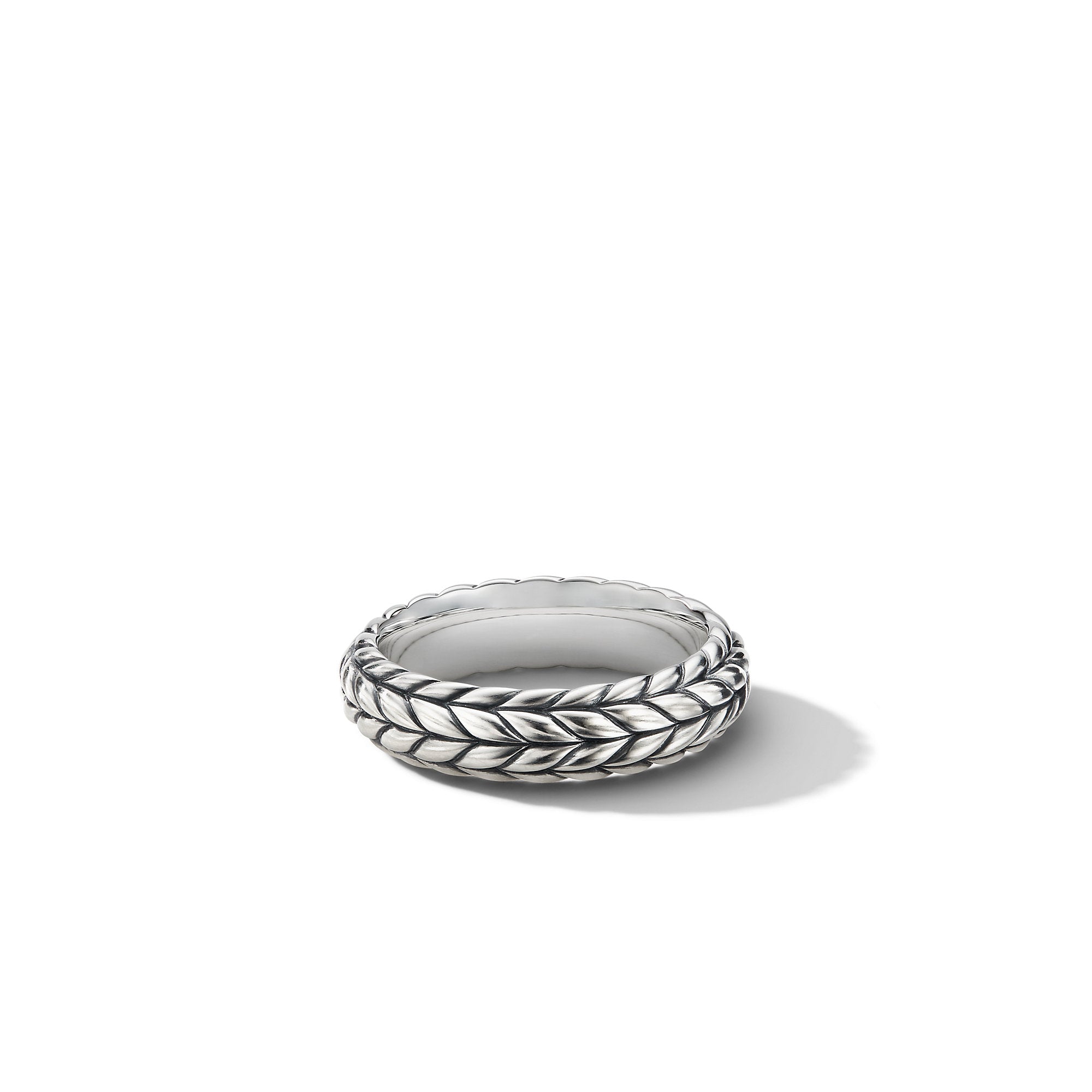 CHEVRON BEVELED BAND RING IN STERLING SILVER