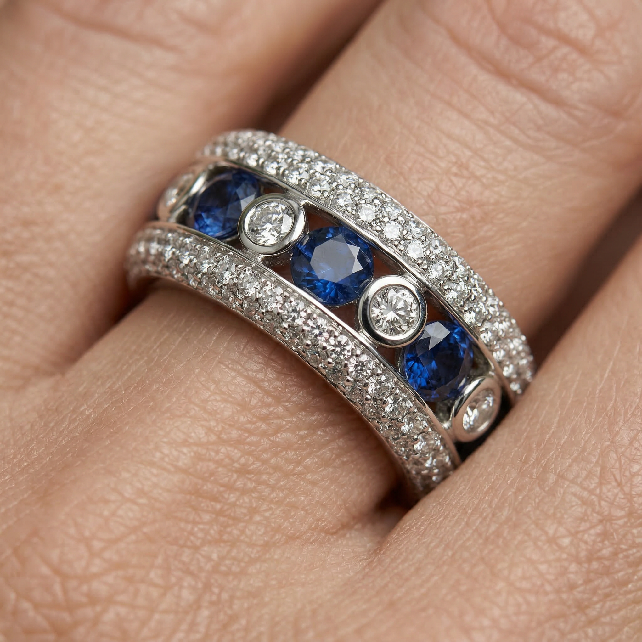 Ceylon Sapphire & Diamond Ring