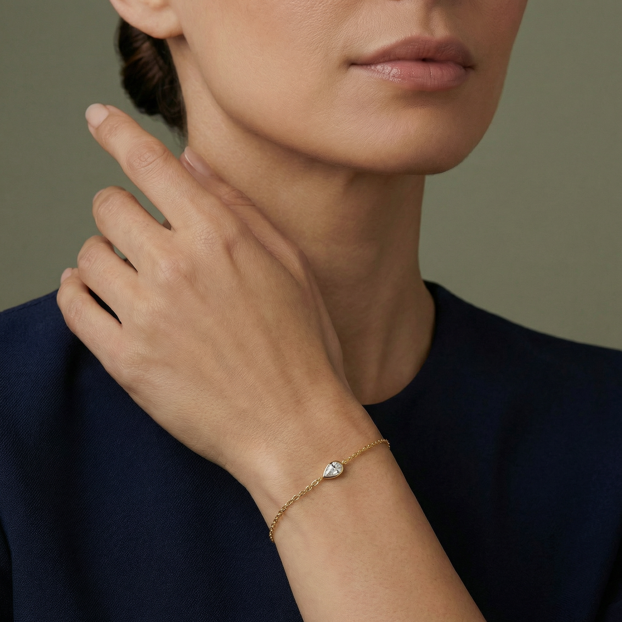 Indra Single Diamond Bracelet - Yellow Gold